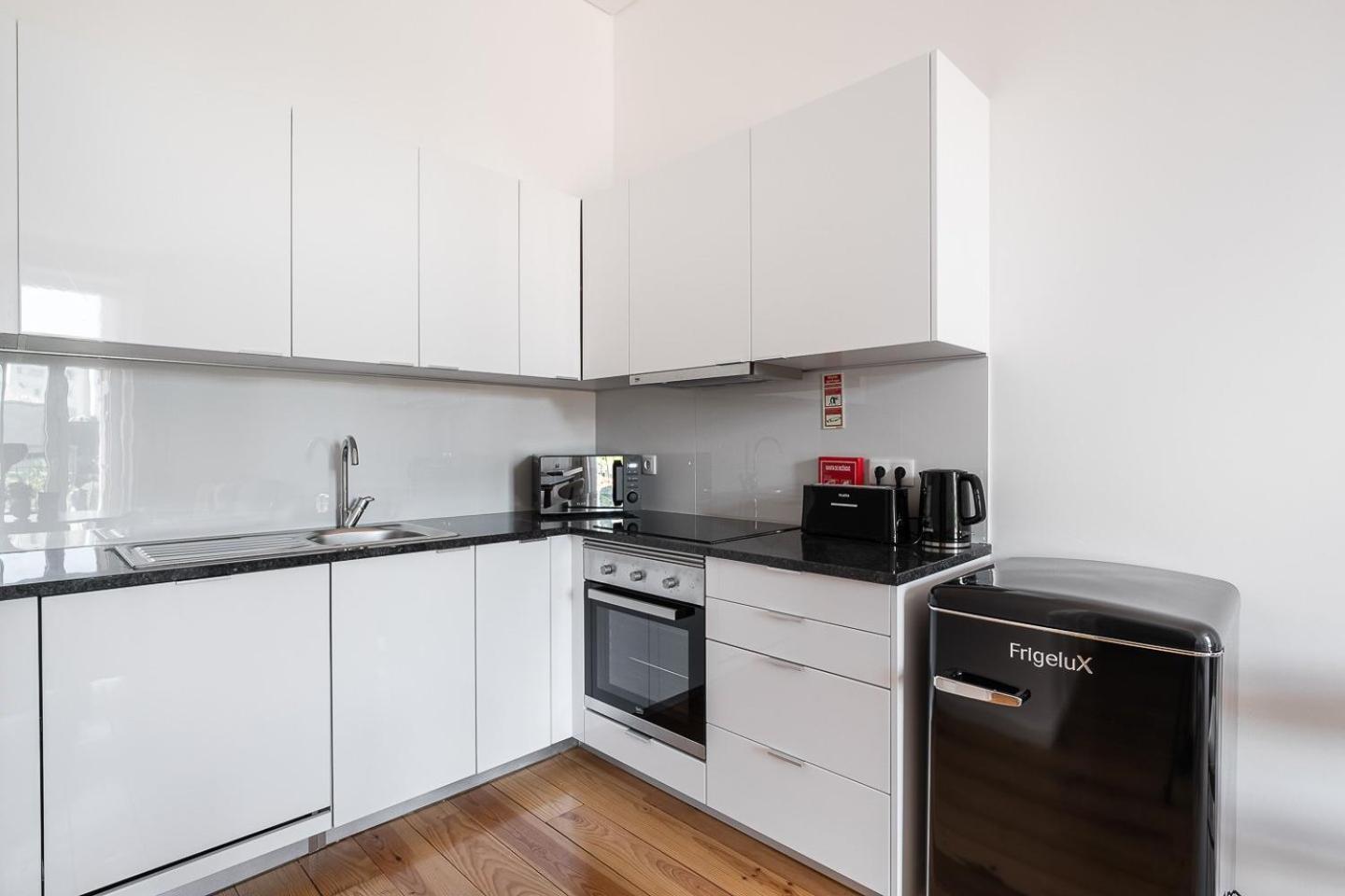 Guestready - Sta Catharina Apartments Порту Экстерьер фото