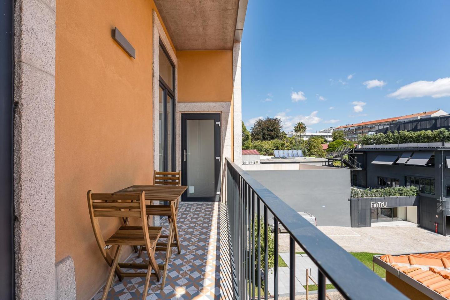 Guestready - Sta Catharina Apartments Порту Экстерьер фото