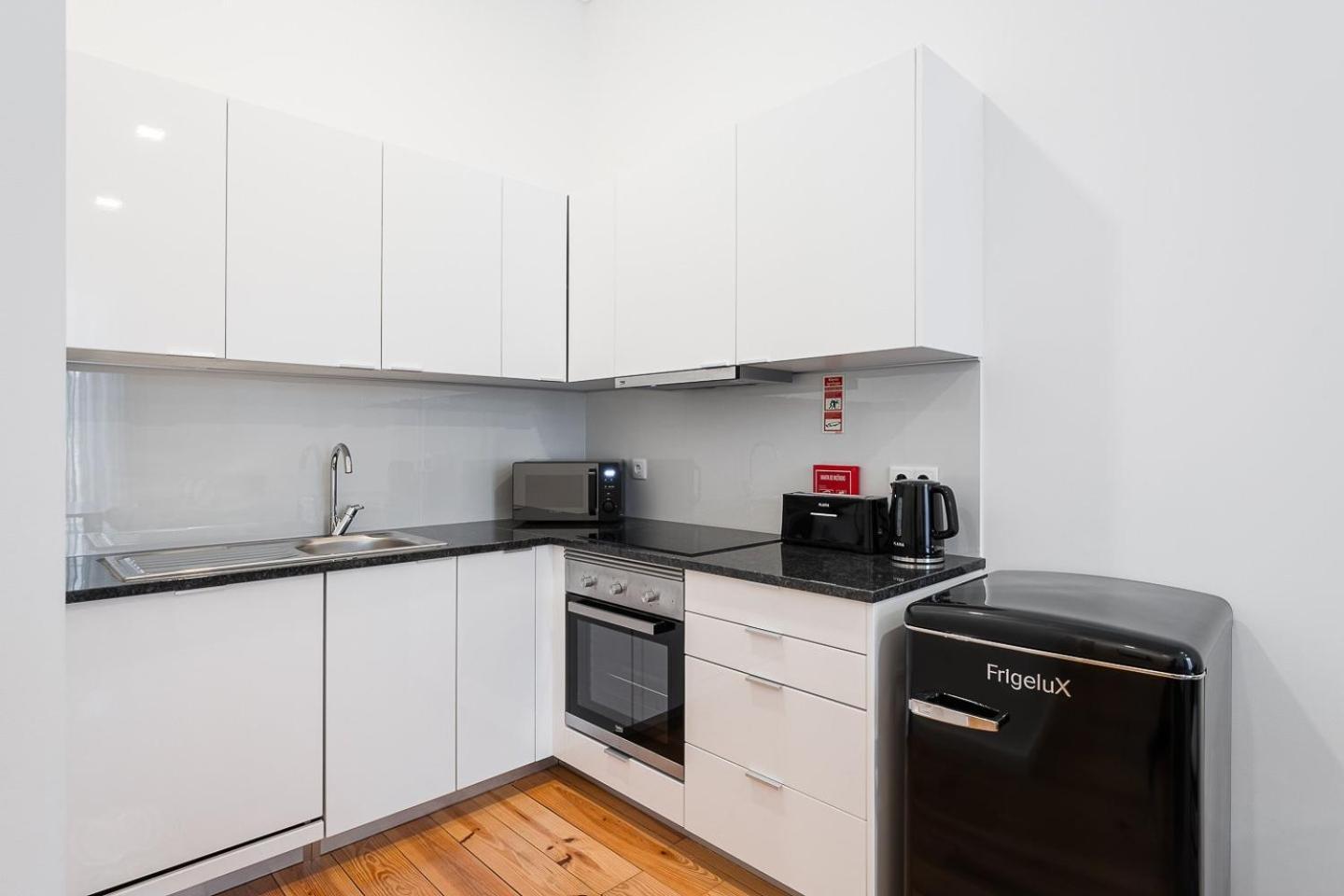 Guestready - Sta Catharina Apartments Порту Экстерьер фото